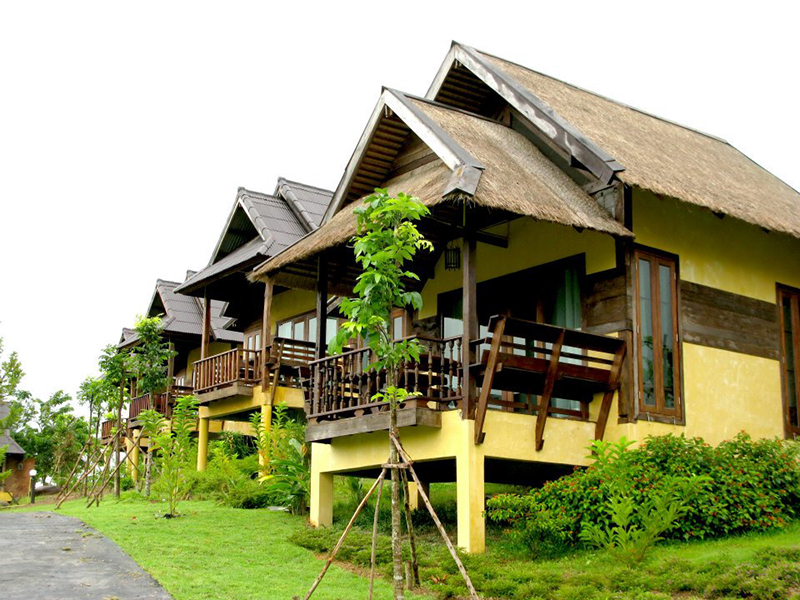 Bu Ngasari Resort