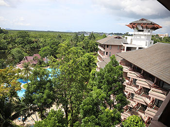 Maritime Park & Spa Resort