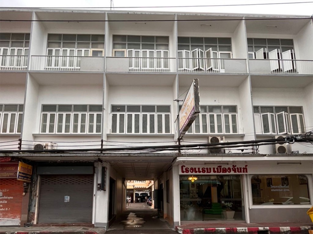 โรงแรมเมืองจันท์