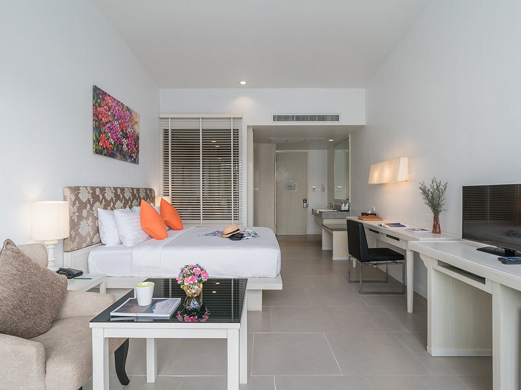 เดอะ บริซ่า บีช