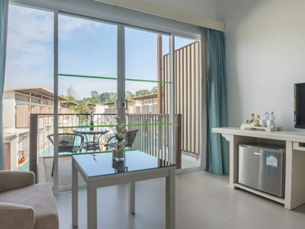 เดอะ บริซ่า บีช