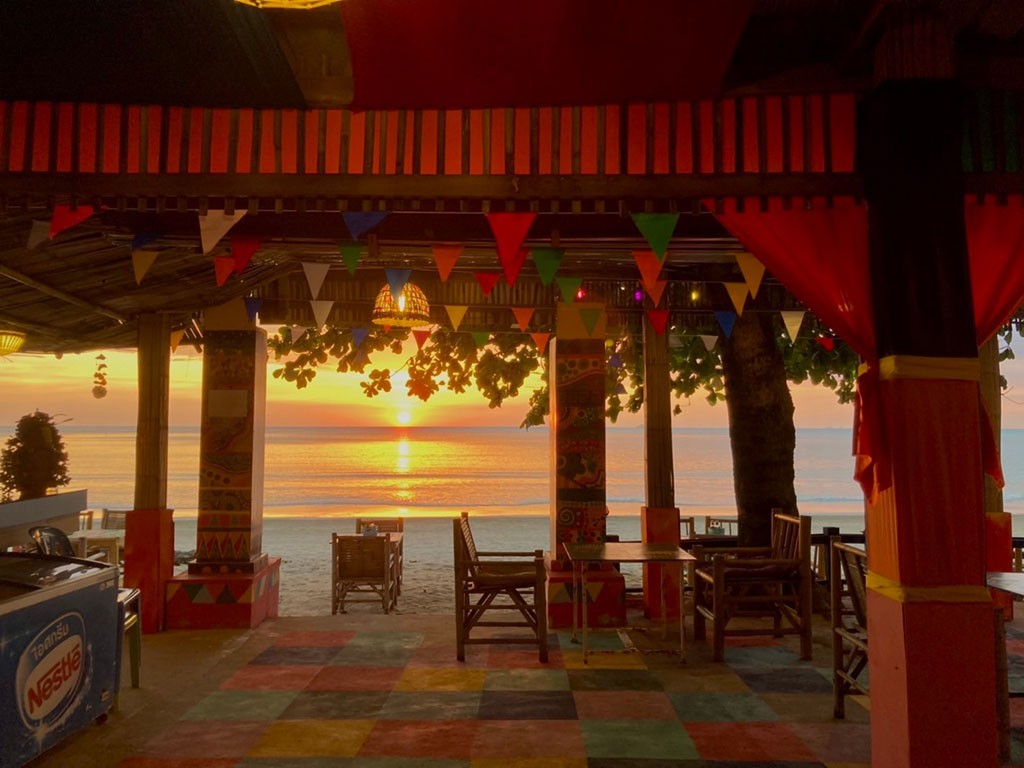 ชบา บังกะโล แอนด์ อาร์ท แกลอรี่