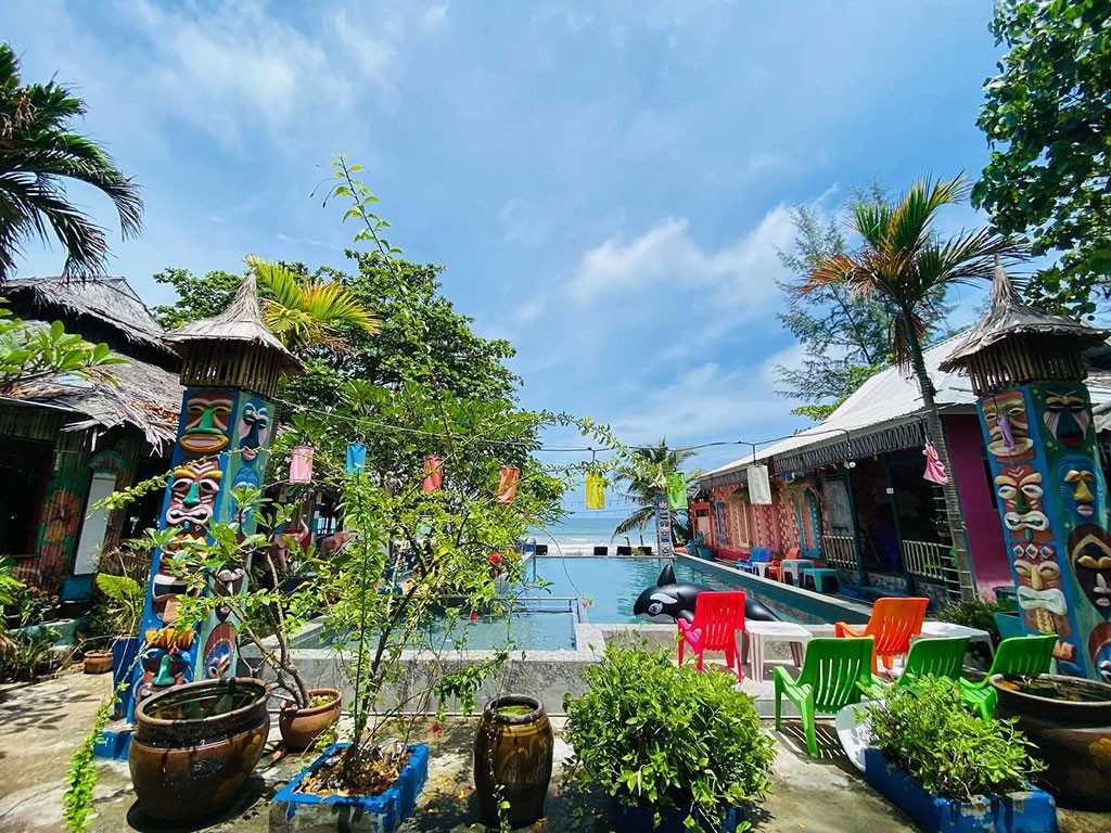 ชบา บังกะโล แอนด์ อาร์ท แกลอรี่