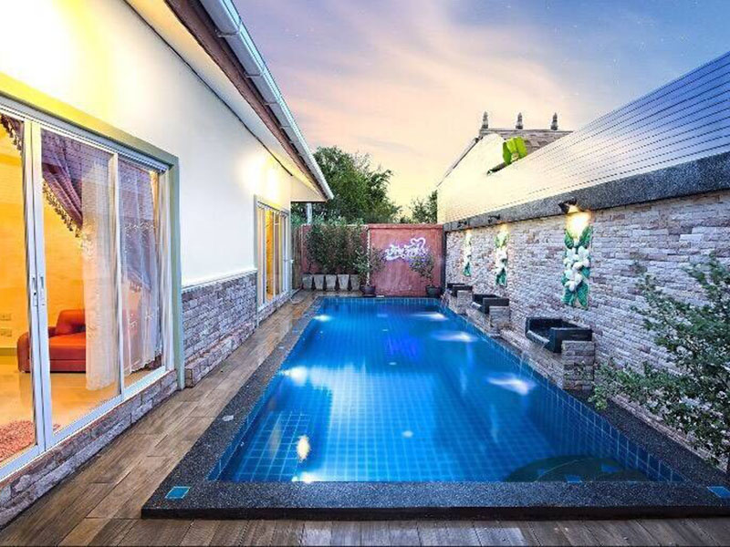 近くのホテル Baan Nim Nuan Villa Hua Hin