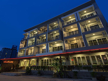 Krabi Inn and Omm Hotel