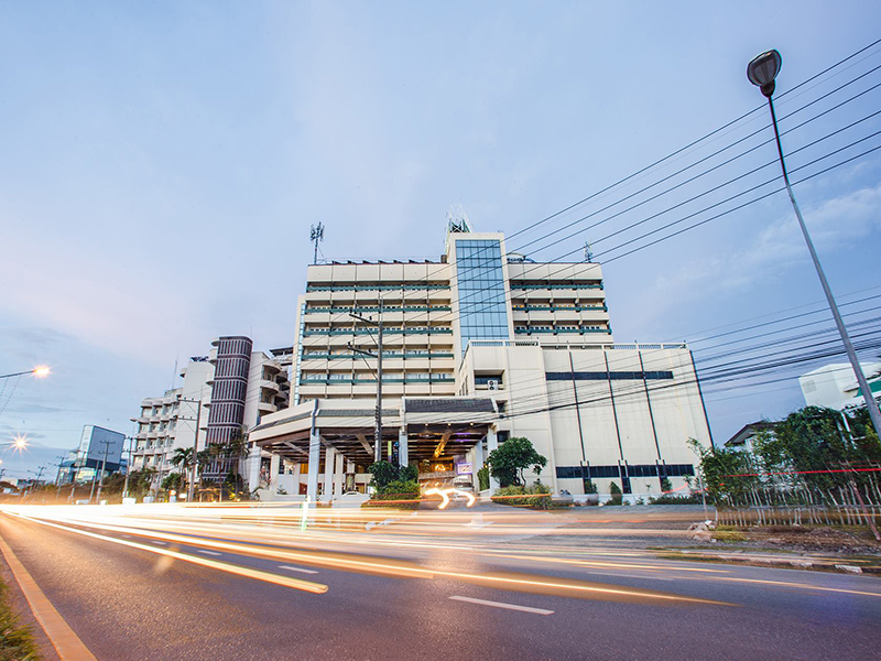 附近的酒店 布拉帕哈酒店(Burapha Hotel)