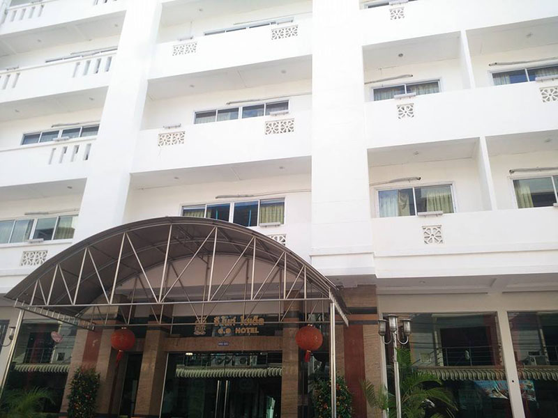 G9 Hotel