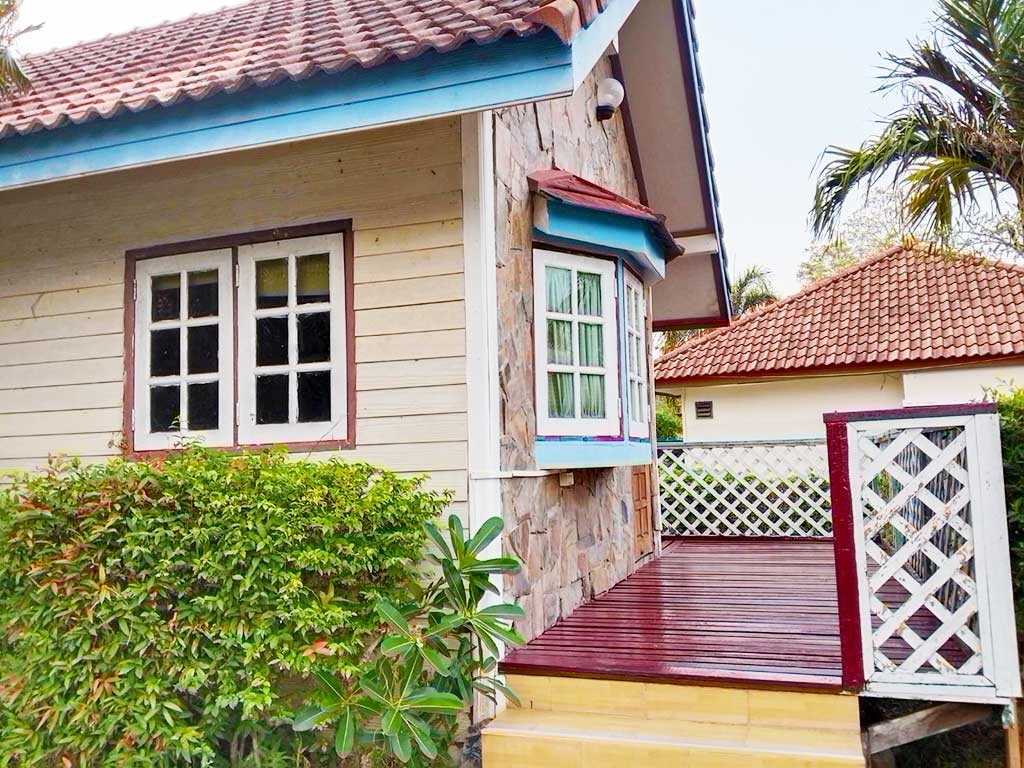 แสนสุข รีสอร์ท กบินทร์