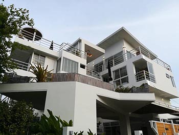 巴安延吉芭堤雅（Baan Yenjai Pattaya）