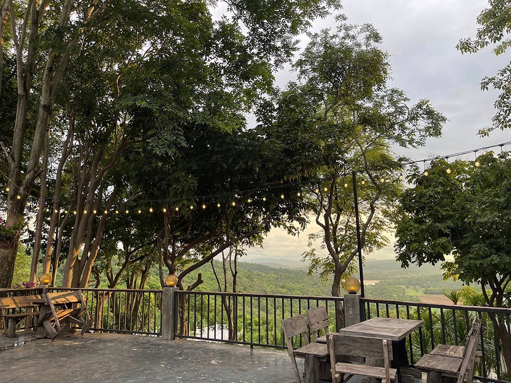 ณัฐสาวิว รีสอร์ท