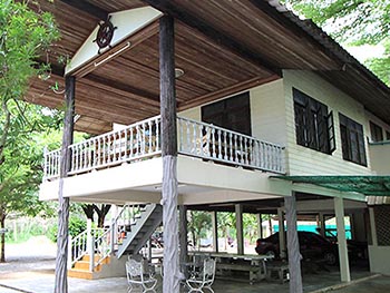 普朗恰克度假村酒店（Prangchanok Resort）