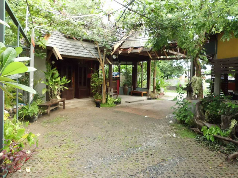 附近的酒店 鲁肯凯威度假村（Ruenkaew Resort）