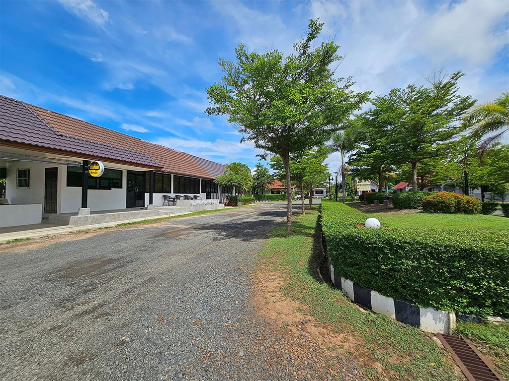 ซำบายดี รีสอร์ท