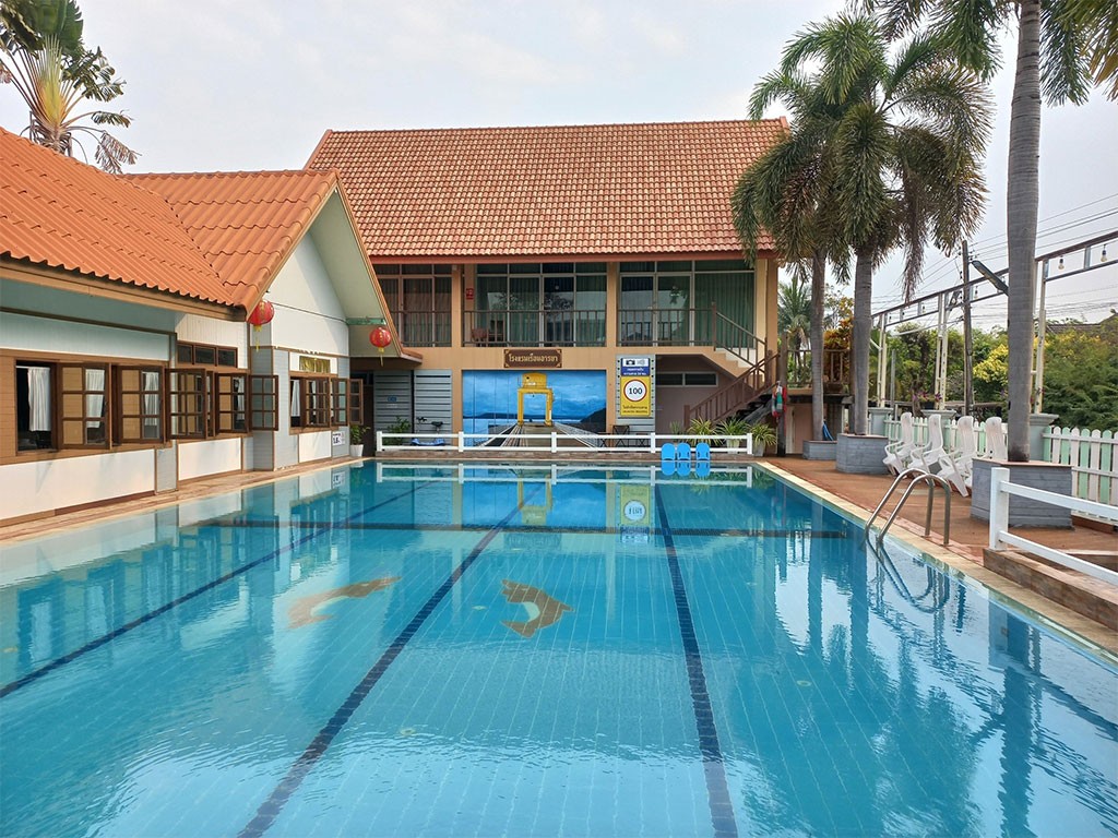 เรือนอารยา โฮเทล