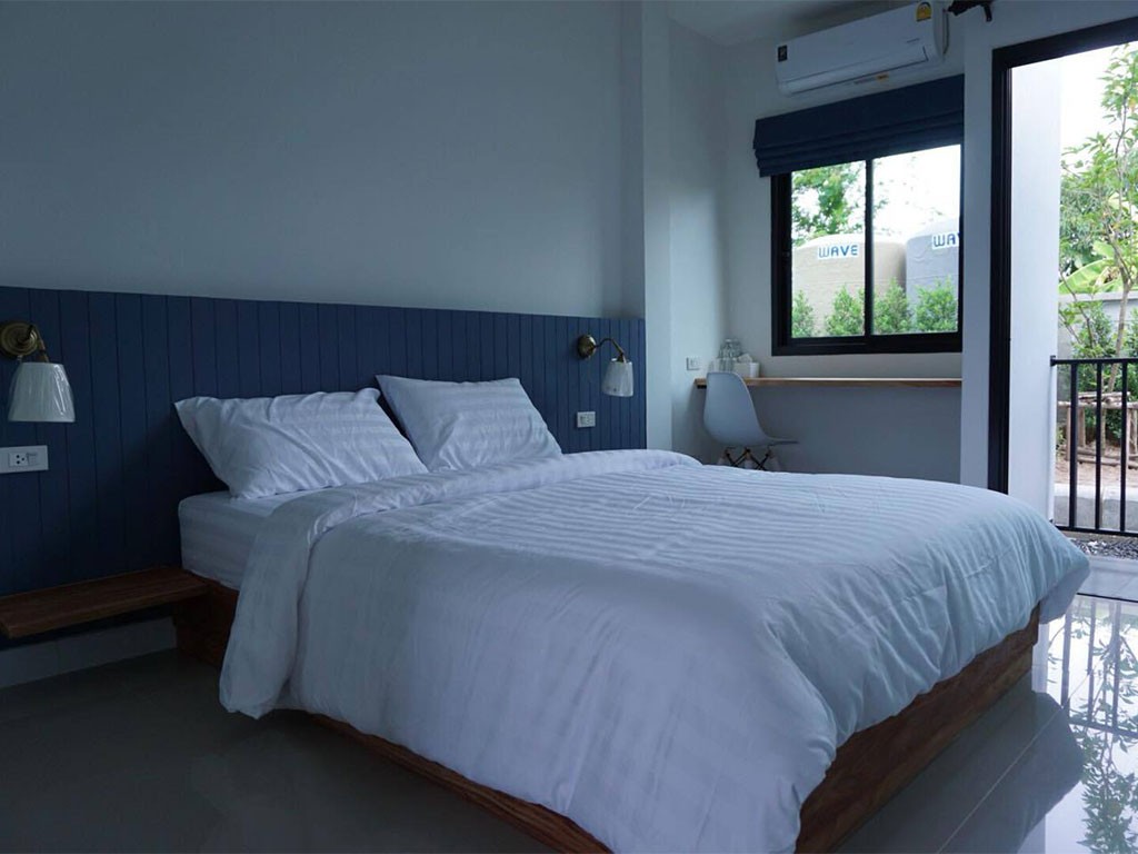 ตรีฉัตร รีสอร์ท