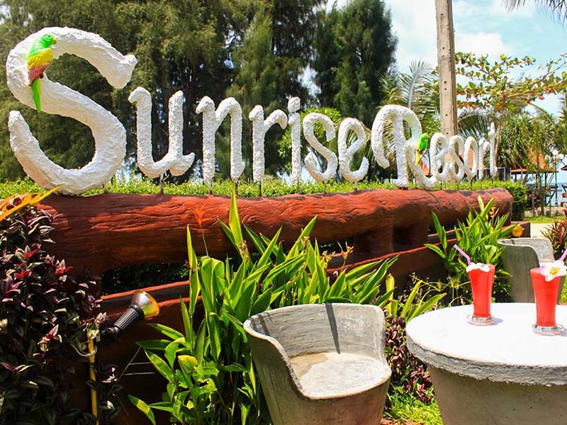 Hotels Nearby Sunrise Resort