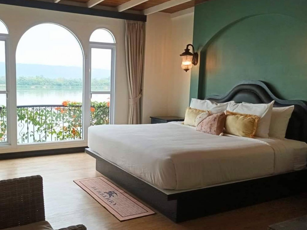 วีร่า คอสต้า โฮเทล