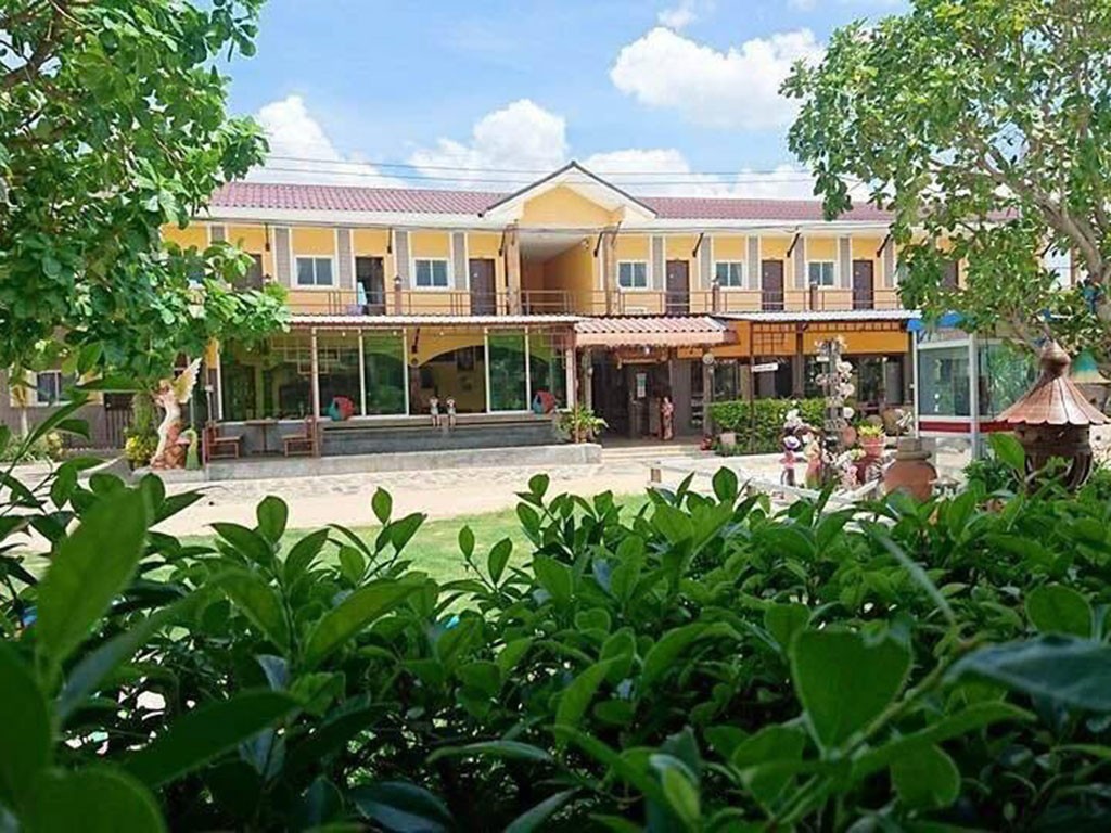 บ้านสวนจิตร รีสอร์ท