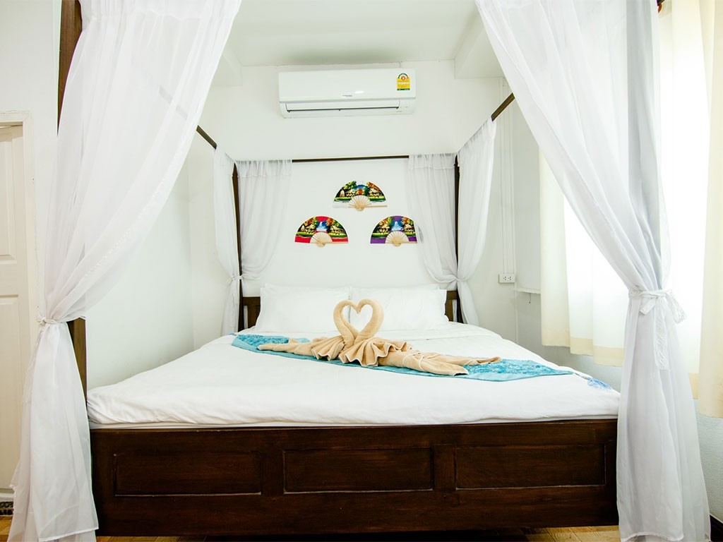 เดอะ ครีก วิลล่า