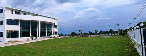 white house hotel suphanburi