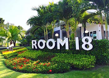 Room 18 Hotel