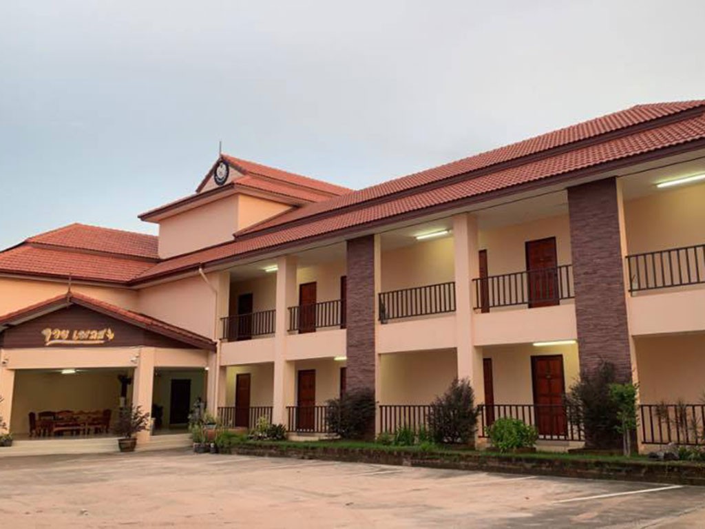 จอย เพลส