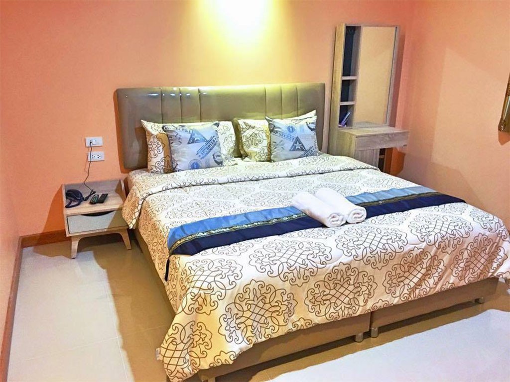 บ้านสวนแสนสุข 24