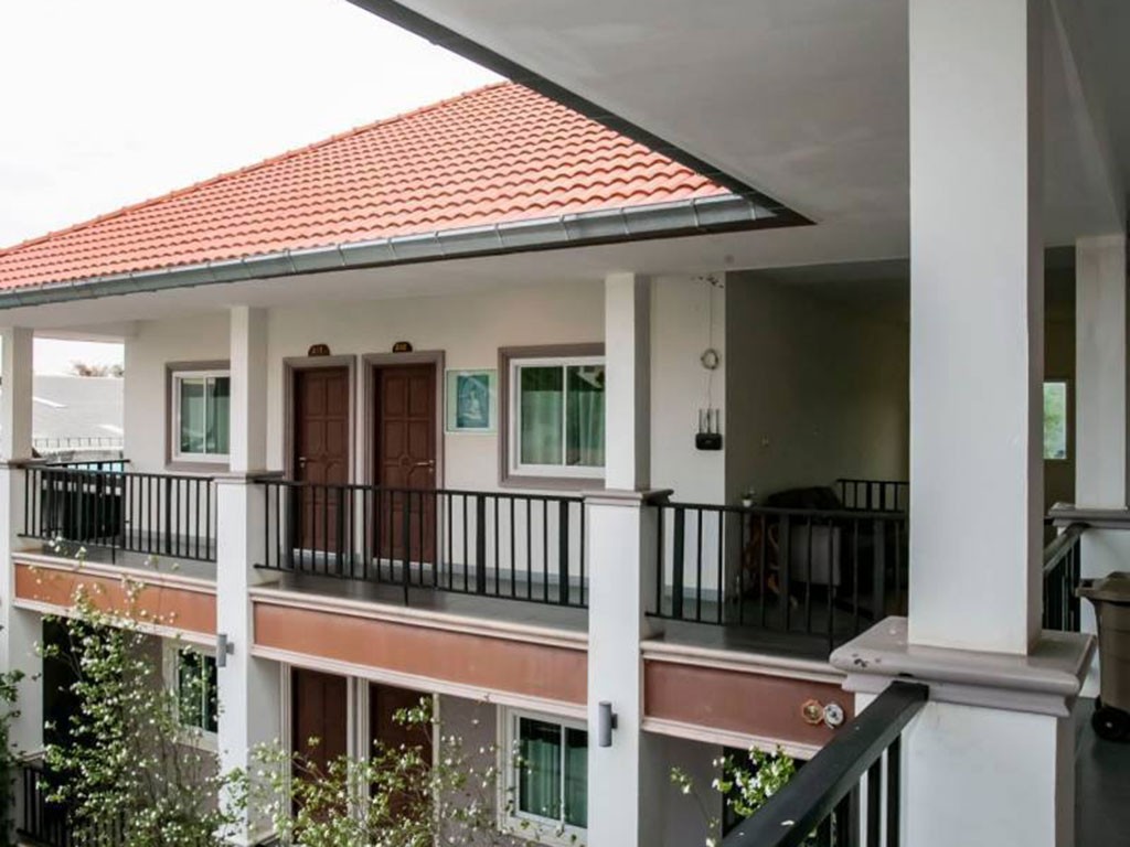 Image Hotel Jutamas Resort Srisakes