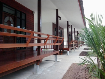 บ้านพักธนาวดี