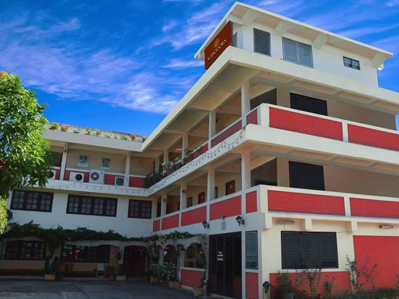 Kamolsorn Hotel