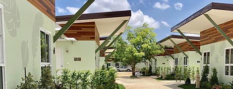 mee and tree mansion