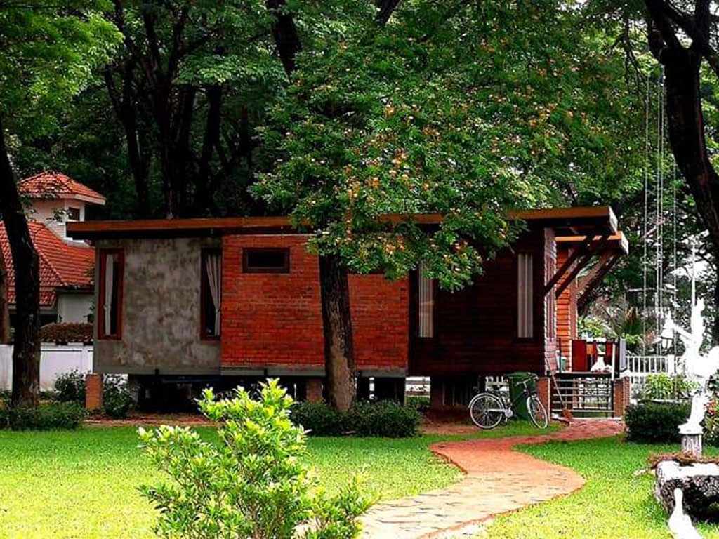 บ้านเคียงสะหวัน