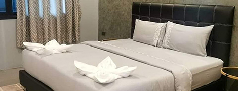 the 8 hostel burirum