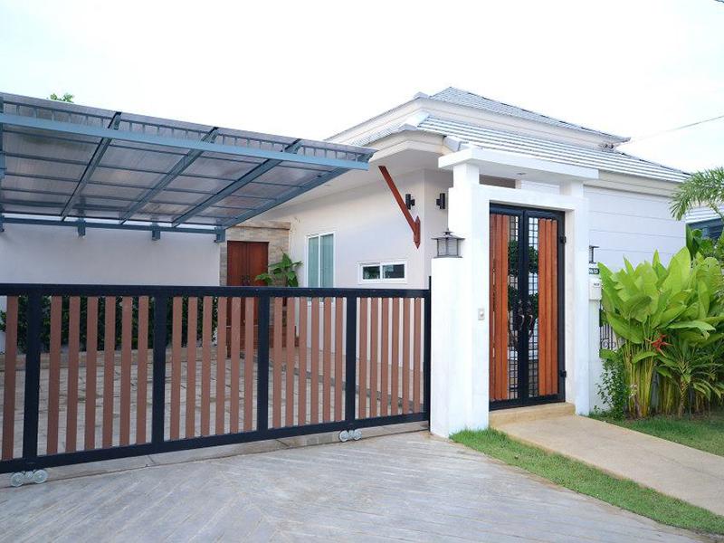 บ้านมีสุข พูลวิลล่า สัตหีบ