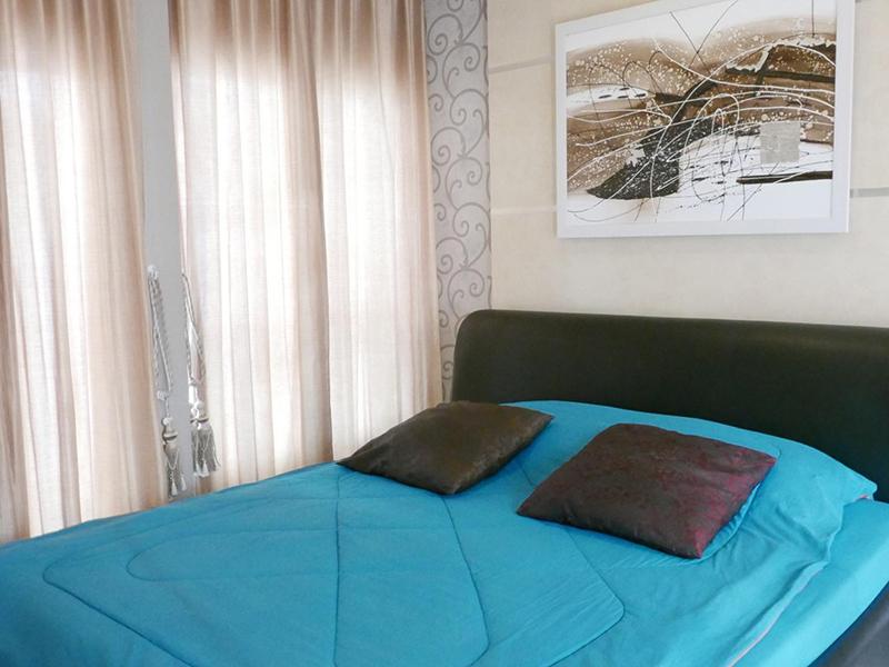 บ้านมีสุข พูลวิลล่า สัตหีบ