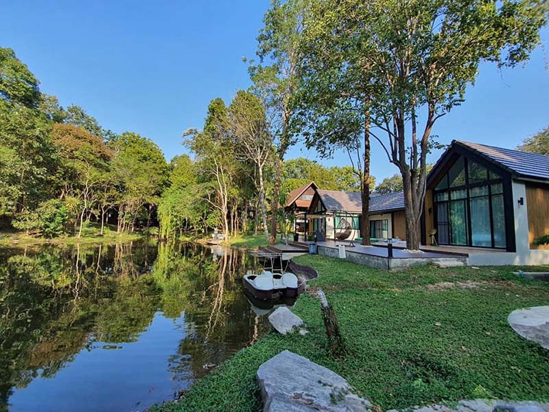 The Lake Hill Pool Villa Kanchanaburi