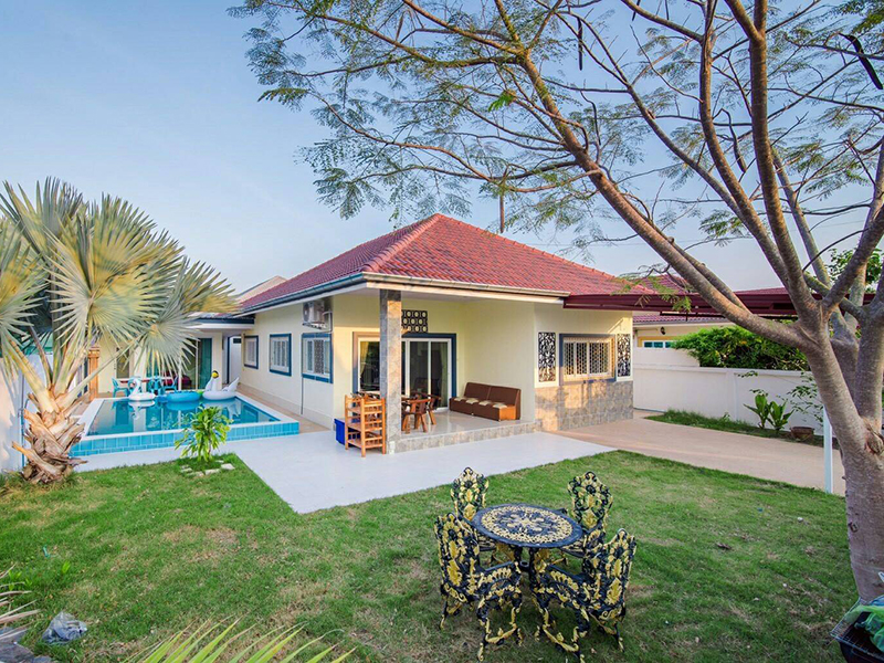 Fin Pool Villa