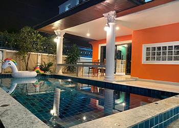 Chaiyapuek B8 Pool Villa