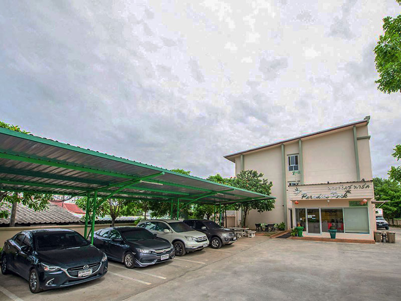 โอโย 306 พาราไดซ์ พาร์ค แหลมฉบัง