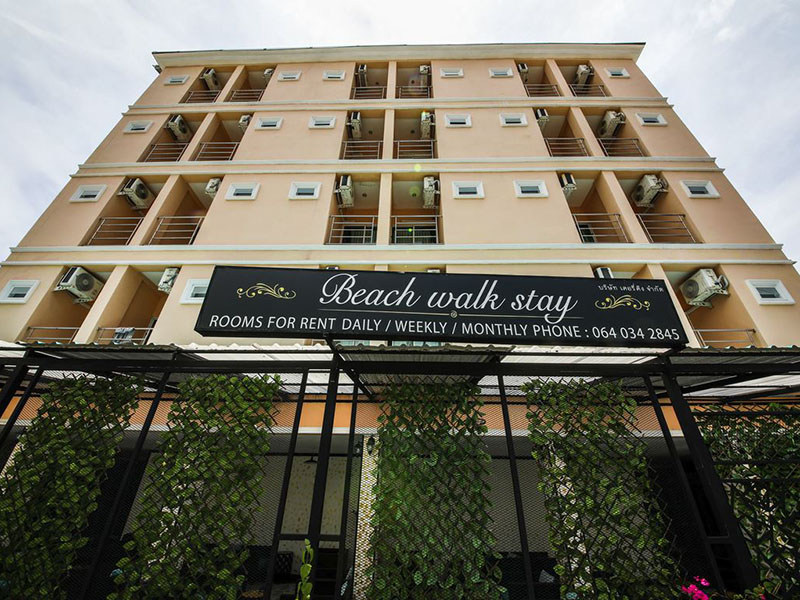 近くのホテル Beach Walk Stay