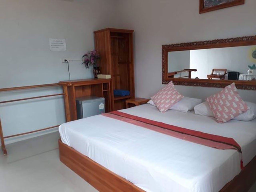 ธัญภัทร รีสอร์ท