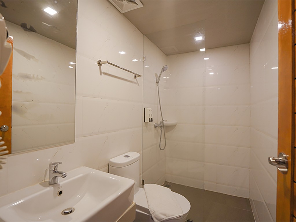 เบสตั้น พัทยา