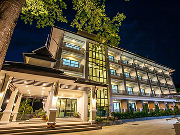 瓦纳罗姆公寓式酒店（Wanarom Residence Hotel Krabi）