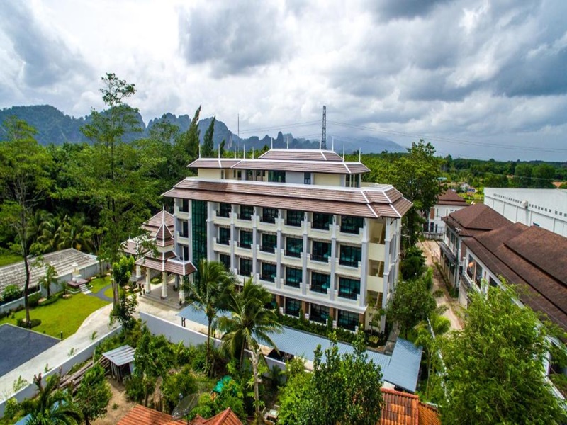 附近的酒店 瓦纳罗姆公寓式酒店（Wanarom Residence Hotel Krabi）