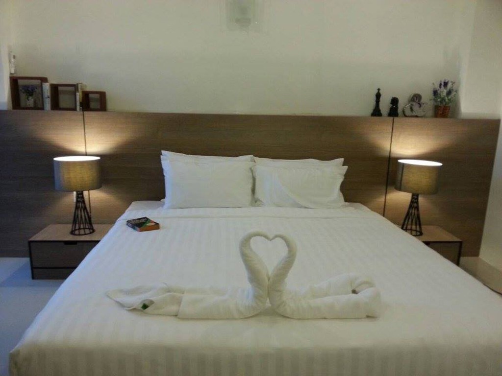 เดอะ เซเนอรี