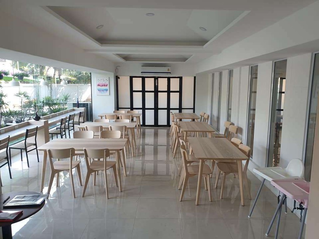 เดอะ เซเนอรี