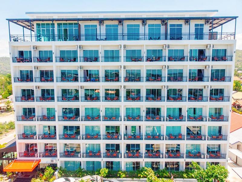 近くのホテル UR The Private Hua-Hin