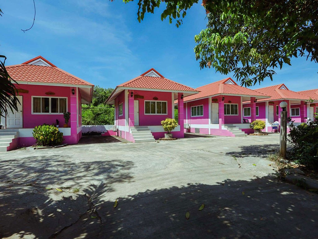 ศศิธร บูทีค แอนด์ รีสอร์ท