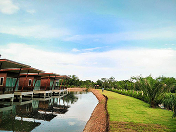 Amantra Lake View Resort