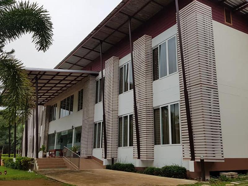 บ้านตา โฮเทล